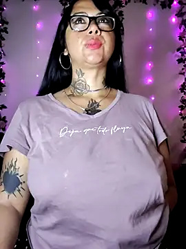 Snapshot of Saloome- chatting on 18, 12, 2025 Saloome- online show from 18, 12, 2025