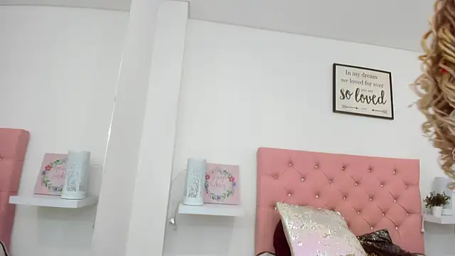 Snapshot of michell_taylor__ chatting on 30, 9, 2025 michell taylor online show from 30, 9, 2025