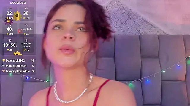HannaRhodes online show from 30, 12, 2024