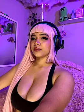 MadelineBenet online show from 20, 10, 2025