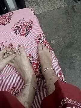 QUEEN-X-CPL online show from 12, 9, 2025