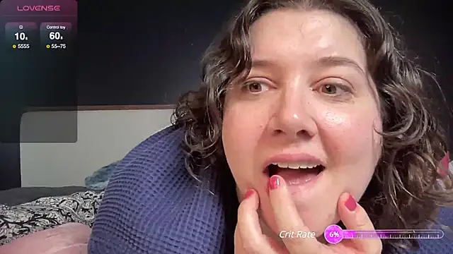missvioletluxe online show from 12, 12, 2024