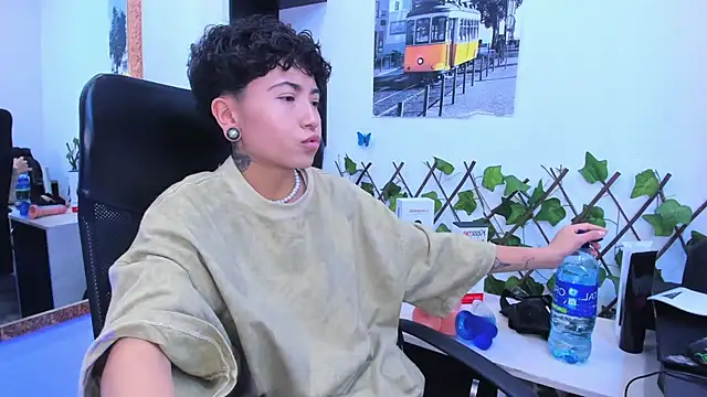 Im Mathias online show from 23, 11, 2025