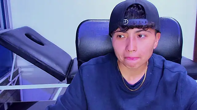 Snapshot of Im_Mathias chatting on 1, 2, 2026 Im Mathias online show from 1, 2, 2026