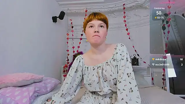 DreamyLuna online show from 8, 1, 2025