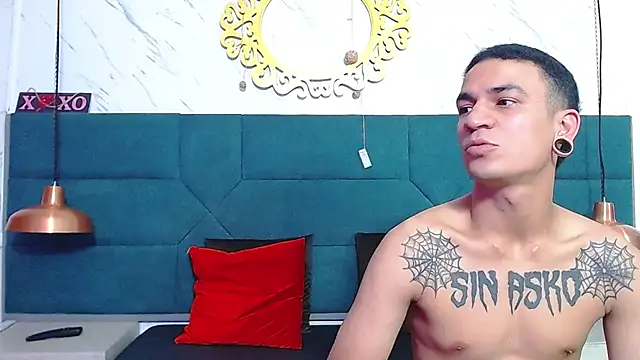 Snapshot of salome_daniel chatting on 1, 3, 2025 salome daniel online show from 1, 3, 2025