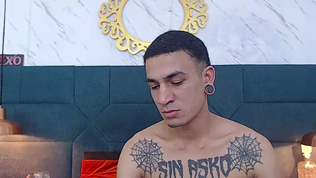 Snapshot of salome_daniel chatting on 15, 10, 2025 salome daniel online show from 15, 10, 2025