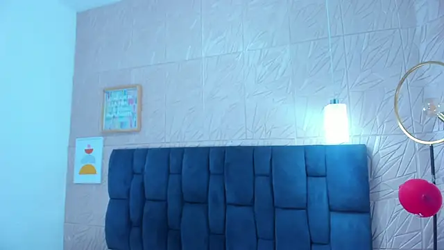 Snapshot of Melody_Megann chatting on 26, 2, 2025 Melody Megann online show from 26, 2, 2025