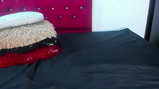 Snapshot of Melody_Megann chatting on 17, 1, 2026 Melody Megann online show from 17, 1, 2026