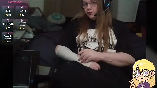 Snapshot of AshThaSissy chatting on 11, 12, 2024 AshThaSissy online show from 11, 12, 2024