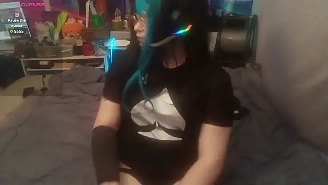 Snapshot of AshThaSissy chatting on 11, 9, 2025 AshThaSissy online show from 11, 9, 2025