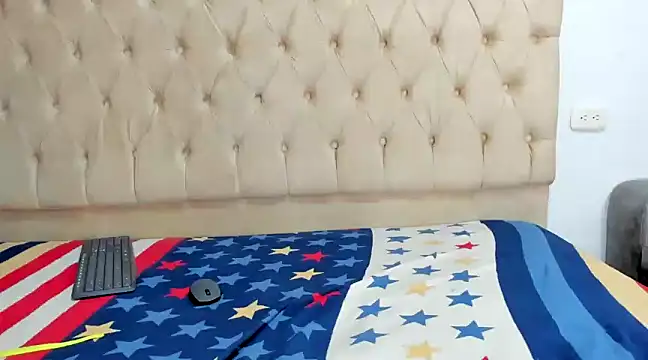 Snapshot of angelica_sexy1 chatting on 7, 12, 2024 angelica sexy1 online show from 7, 12, 2024