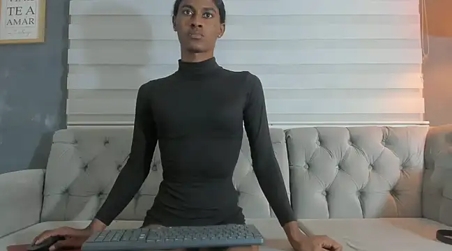 Snapshot of angelica_sexy1 chatting on 10, 12, 2024 angelica sexy1 online show from 10, 12, 2024