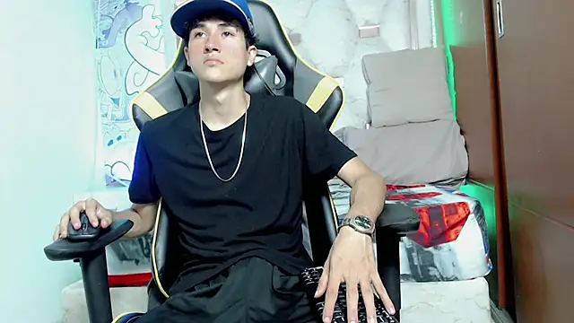 johnny cagee online show from 8, 10, 2025