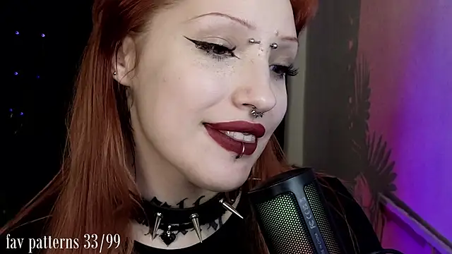 Snapshot of violetviolator chatting on 8, 2, 2025 violetviolator online show from 8, 2, 2025
