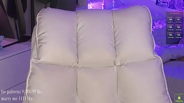 Snapshot of violetviolator chatting on 22, 9, 2025 violetviolator online show from 22, 9, 2025