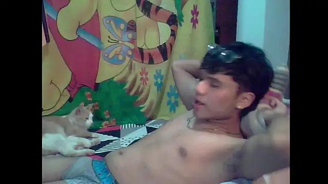 Baby Cream online show from 4, 12, 2024