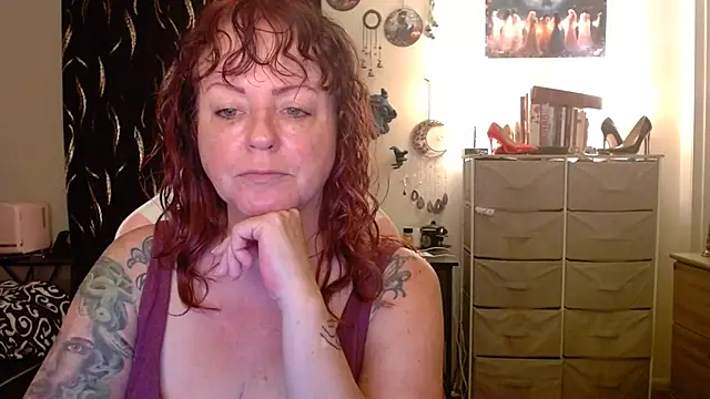 Nikkimastersgirl1091 online show from 1, 4, 2026