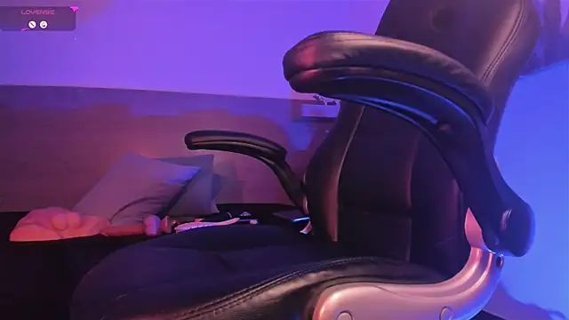 NyxShadow   online show from 7, 3, 2025