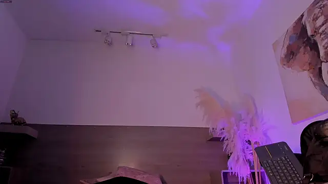 NyxShadow   online show from 6, 10, 2025