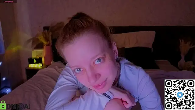 Snapshot of Michelle_Blond chatting on 28, 4, 2026 Michelle Blond online show from 28, 4, 2026