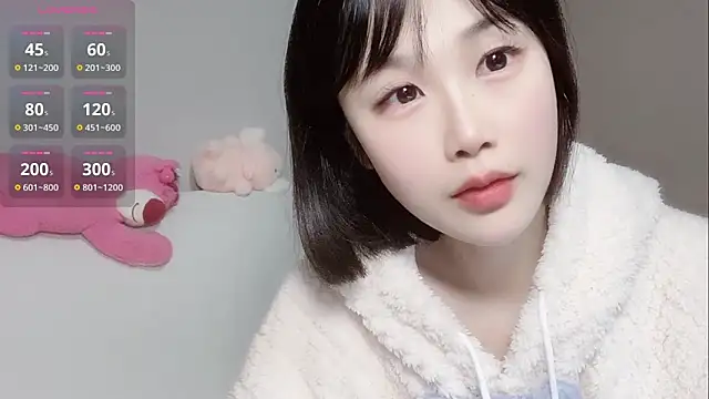 Snapshot of LaoSHI-999 chatting on 16, 2, 2025 LaoSHI-999 online show from 16, 2, 2025