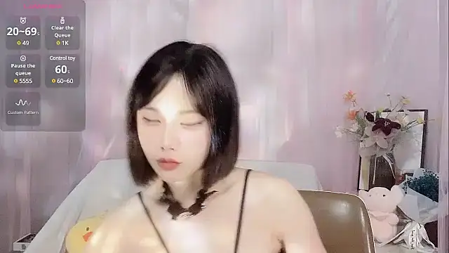 Snapshot of LaoSHI-999 chatting on 3, 3, 2025 LaoSHI-999 online show from 3, 3, 2025