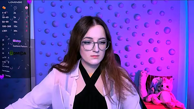 luna berryy online show from 28, 11, 2025