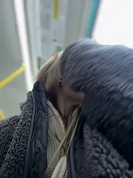 Snapshot of KitteCat chatting on 12, 12, 2024 KitteCat online show from 12, 12, 2024