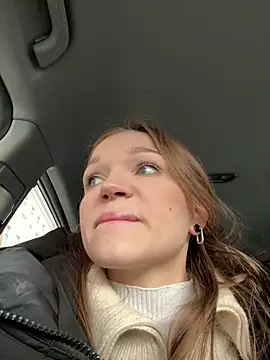 Snapshot of KitteCat chatting on 13, 12, 2024 KitteCat online show from 13, 12, 2024