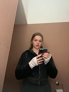 Snapshot of KitteCat chatting on 26, 12, 2024 KitteCat online show from 26, 12, 2024