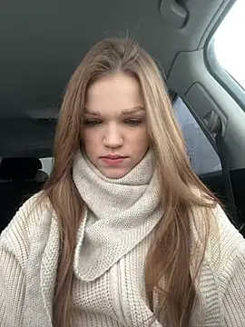 Snapshot of KitteCat chatting on 3, 1, 2025 KitteCat online show from 3, 1, 2025