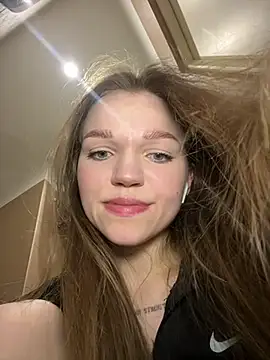 Snapshot of KitteCat chatting on 12, 1, 2025 KitteCat online show from 12, 1, 2025