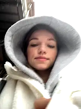 Snapshot of KitteCat chatting on 20, 9, 2025 KitteCat online show from 20, 9, 2025