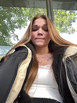 Snapshot of KitteCat chatting on 27, 9, 2025 KitteCat online show from 27, 9, 2025