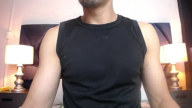 Snapshot of Sr_Magnus_ chatting on 5, 2, 2025 Sr Magnus  online show from 5, 2, 2025