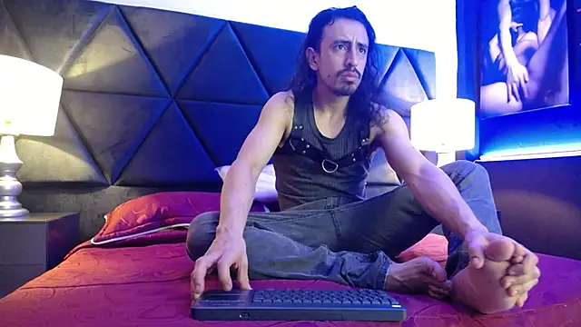 Snapshot of Sr_Magnus_ chatting on 1, 3, 2025 Sr Magnus  online show from 1, 3, 2025