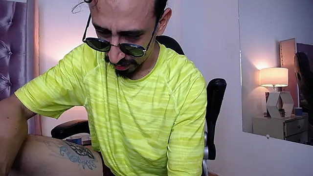 Snapshot of Sr_Magnus_ chatting on 25, 9, 2025 Sr Magnus  online show from 25, 9, 2025