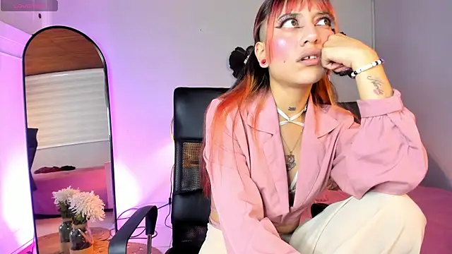 stormyy 22 online show from 18, 12, 2024