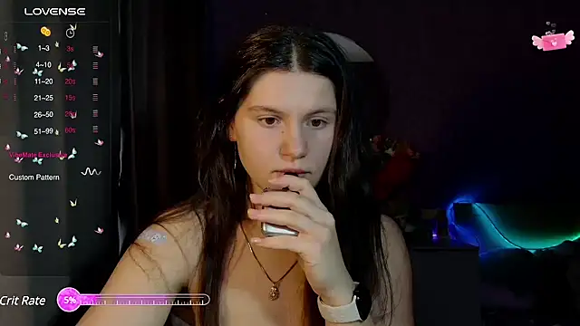 Snapshot of bellaelya chatting on 24, 2, 2025 bellaelya online show from 24, 2, 2025