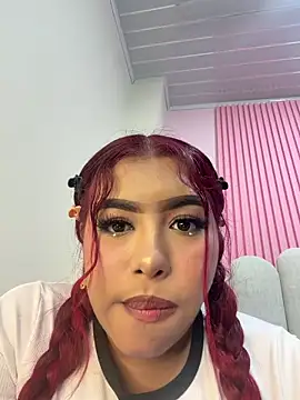 Zoe1 2 online show from 19, 5, 2026