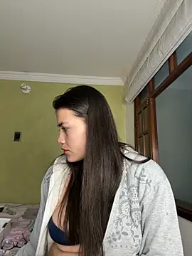 aurora divine online show from 30, 9, 2025