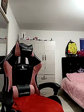 Lucyy-hess online show from 14, 12, 2024