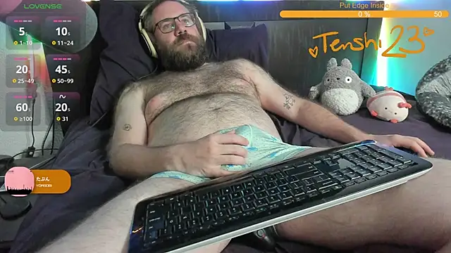 Snapshot of tenshi23strip chatting on 28, 9, 2025 tenshi23strip online show from 28, 9, 2025