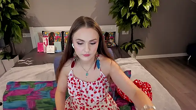 Snapshot of VeronikaVel chatting on 5, 10, 2025 VeronikaVel online show from 5, 10, 2025