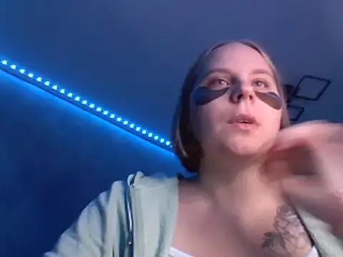 Snapshot of Thalia__Star chatting on 4, 12, 2024 Thalia  Star online show from 4, 12, 2024