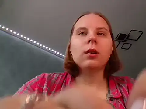 Snapshot of Thalia__Star chatting on 6, 1, 2025 Thalia  Star online show from 6, 1, 2025