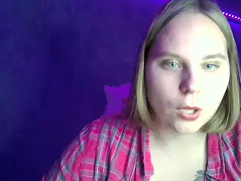 Snapshot of Thalia__Star chatting on 9, 1, 2025 Thalia  Star online show from 9, 1, 2025