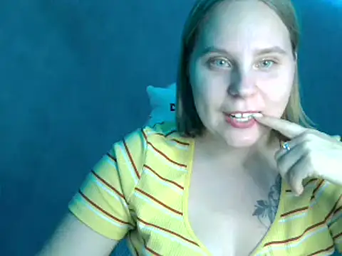 Snapshot of Thalia__Star chatting on 11, 1, 2025 Thalia  Star online show from 11, 1, 2025
