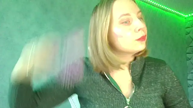 Snapshot of Thalia__Star chatting on 29, 1, 2025 Thalia  Star online show from 29, 1, 2025